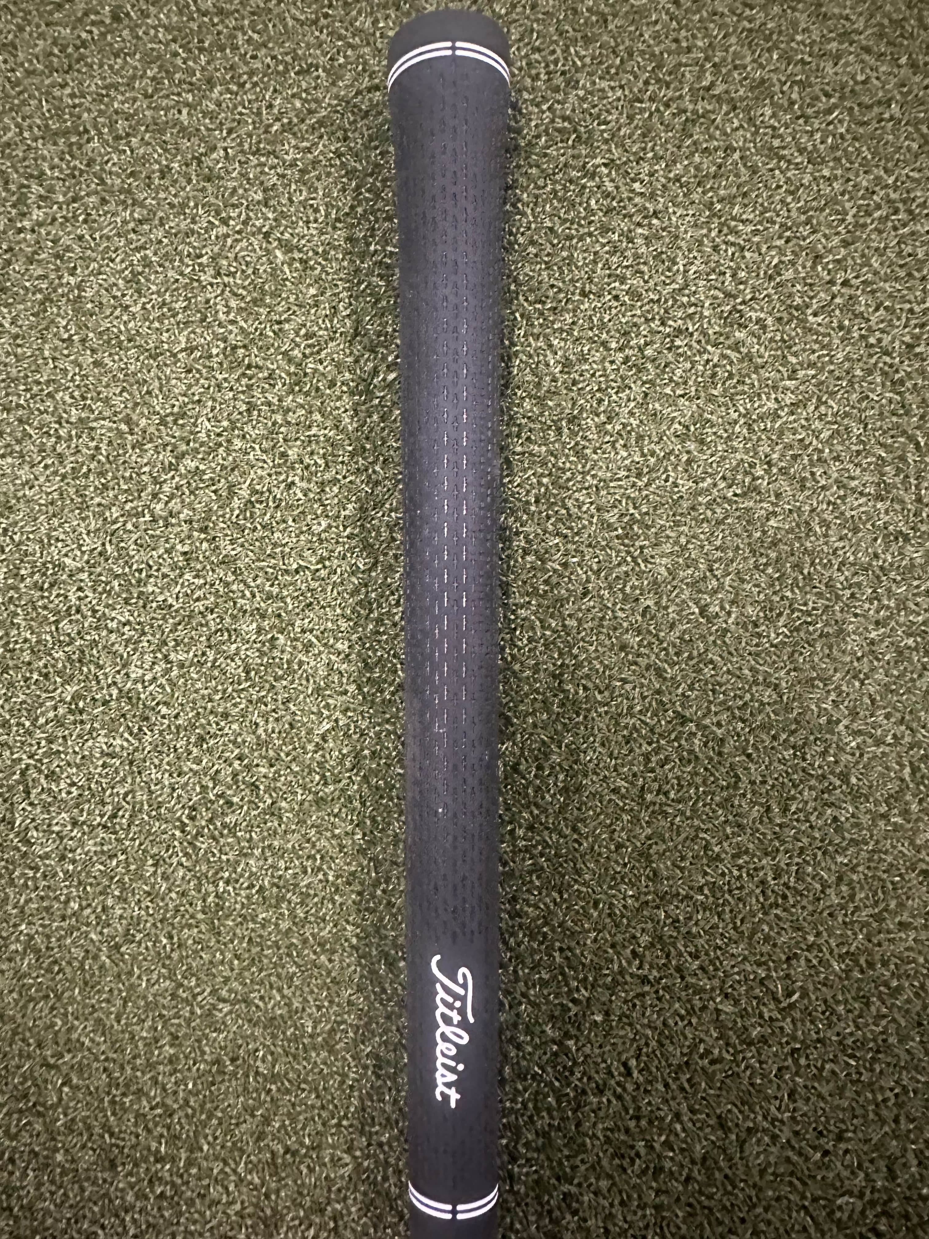Titleist Driver Used LEFTY Titleist TSR2 Driver, 9 Degree